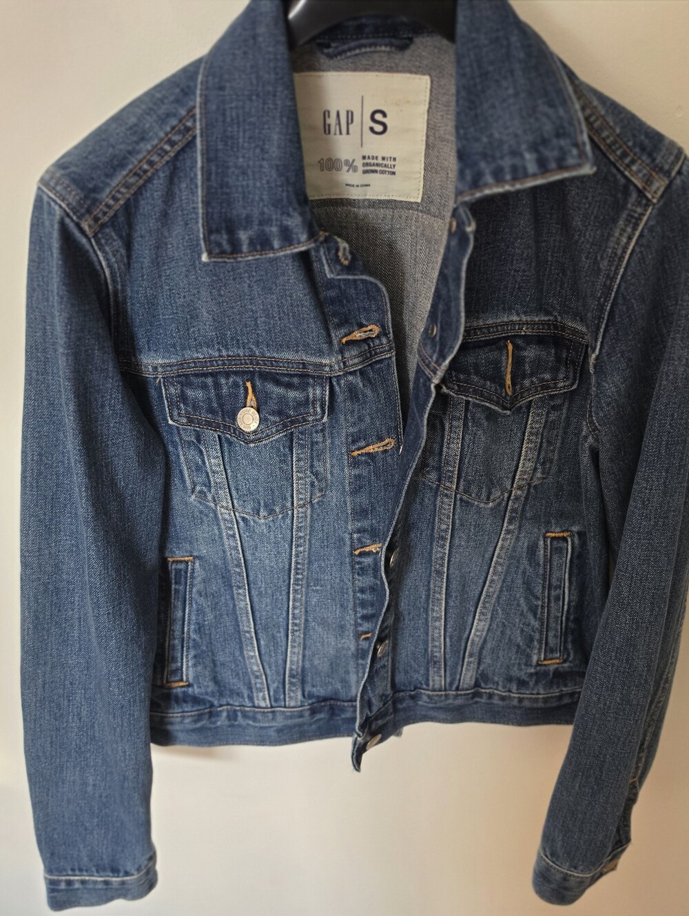 Gap Classic Icon Denim Jacket – Medium Wash, Size S